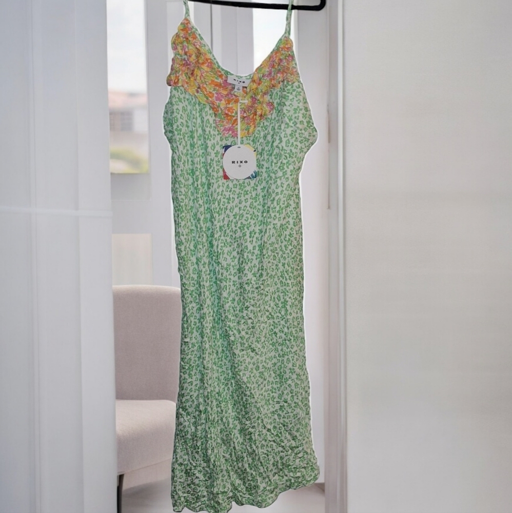 Maxu dress Rixo x Target  printed maxi dress 4x nwt